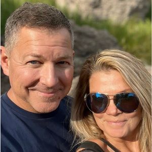 Meet your Posher, Robin